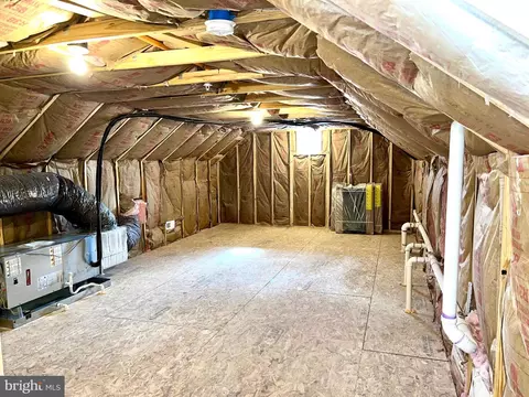 7844 Bertha Rd, Pasadena, MD 21122 photo 32