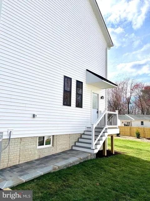 7844 Bertha Rd, Pasadena, MD 21122 photo 36