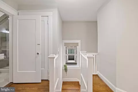 Entry Way - 38 Murray Ave, Annapolis, MD 21401 photo 2 of 2