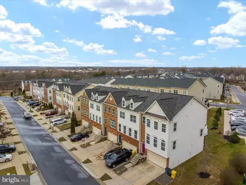 View/Area - 8475 Winding Trl, Laurel, MD 20724 photo 4 of 6