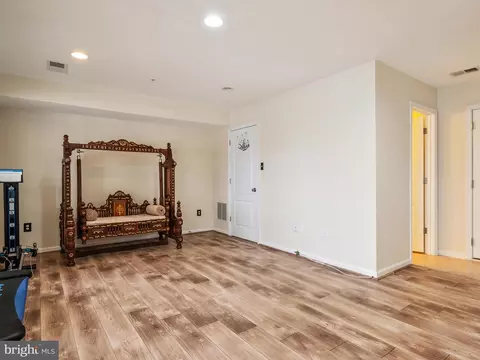 Living - 8475 Winding Trl, Laurel, MD 20724 photo 5 of 5