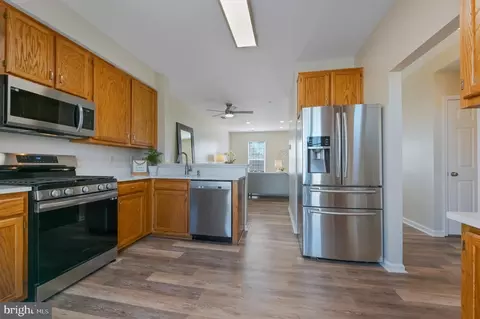 Kitchen - 1242 Needham Ct #25E, Crofton, MD 21114 photo 2 of 4