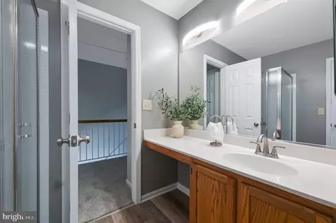 Bath - 1242 Needham Ct #25E, Crofton, MD 21114 photo 2 of 5