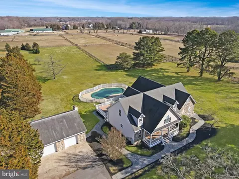 5743 Nutwell Sudley Rd, Deale, MD 20751