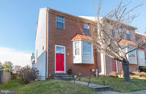 7884 Seaside Ct #285, Stoney Beach, MD 21226