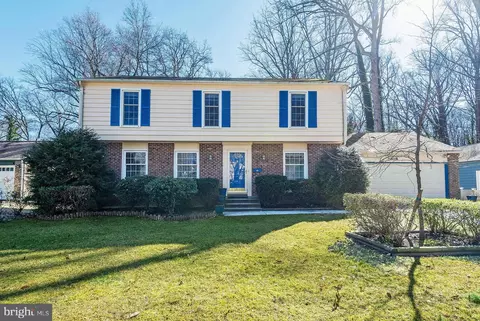 1608 Farnborn St, Crofton, MD 21114