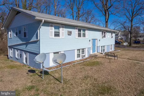 818 Riverside Dr, Pasadena, MD 21122 photo 2