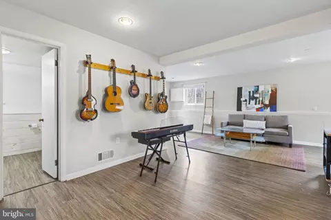 Dining - 20 Baldridge Rd, Annapolis, MD 21401 photo 3 of 3