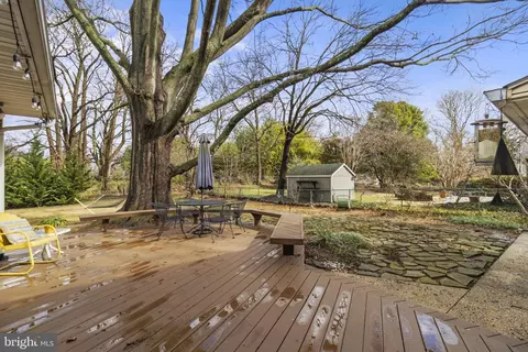 Exterior - 20 Baldridge Rd, Annapolis, MD 21401 photo 2 of 9