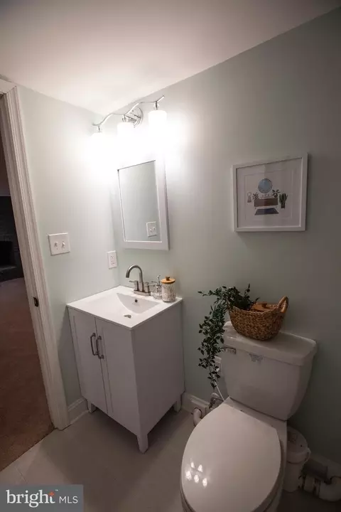 Bath - 1919 Hilltop Rd, Pasadena, MD 21122 photo 10 of 10