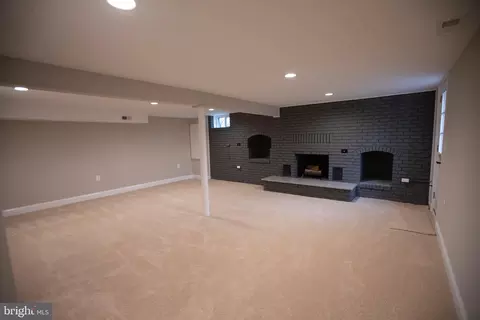 Living - 1919 Hilltop Rd, Pasadena, MD 21122 photo 8 of 9