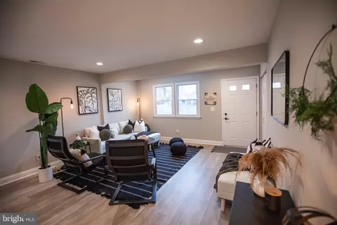 Living - 1919 Hilltop Rd, Pasadena, MD 21122 photo 5 of 9