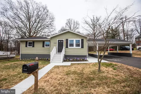 Exterior - 1919 Hilltop Rd, Pasadena, MD 21122 photo 4 of 15