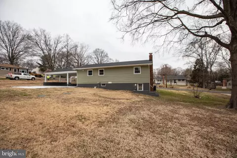 Exterior - 1919 Hilltop Rd, Pasadena, MD 21122 photo 10 of 15