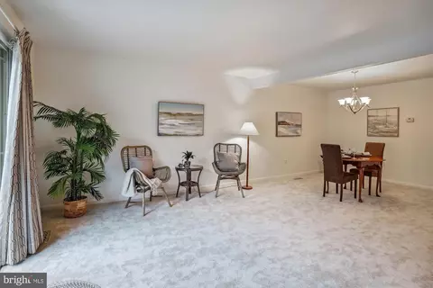 Living - 74 Gentry Ct, Annapolis, MD 21403 photo 1 of 4