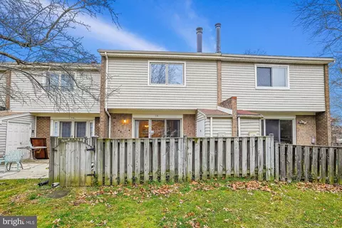 Exterior - 74 Gentry Ct, Annapolis, MD 21403 photo 7 of 8