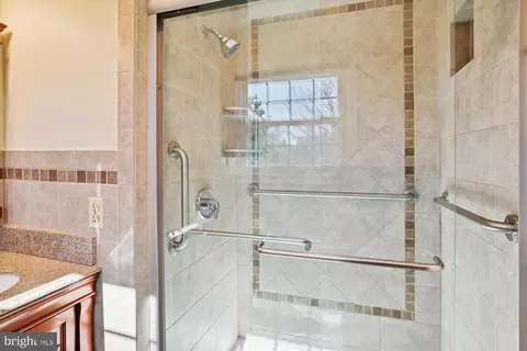 Bath - 144 Cardamon Dr, Edgewater, MD 21037 photo 3 of 5