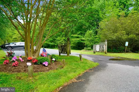 Exterior - 144 Cardamon Dr, Edgewater, MD 21037 photo 12 of 18