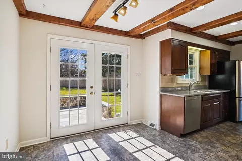 Kitchen - 144 Cardamon Dr, Edgewater, MD 21037 photo 5 of 5