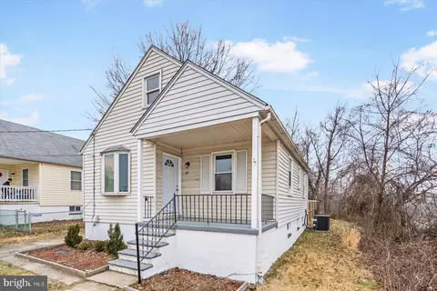 320 Seward Ave, Brooklyn, MD 21225