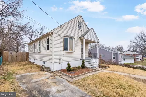 Exterior - 320 Seward Ave, Brooklyn, MD 21225 photo 6 of 7