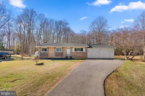Exterior - 3360 Easton Rd, Edgewater, MD 21037 photo 2 of 7