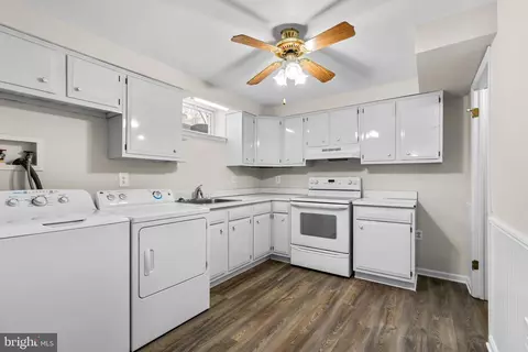 Kitchen - 3360 Easton Rd, Edgewater, MD 21037 photo 5 of 5