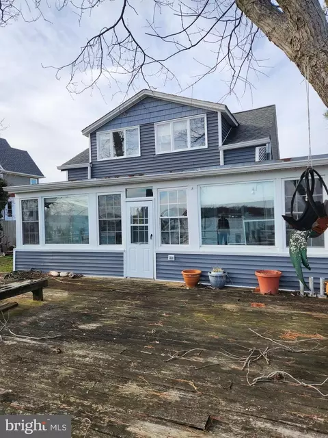 Exterior - 7805 Southwest Rd, Pasadena, MD 21122 photo 1 of 3