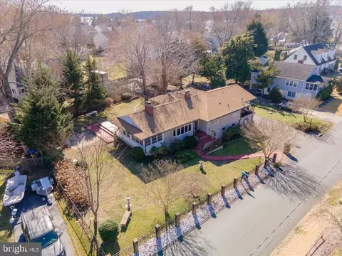 View/Area - 1652 Cliff Dr, Edgewater, MD 21037 photo 13 of 14