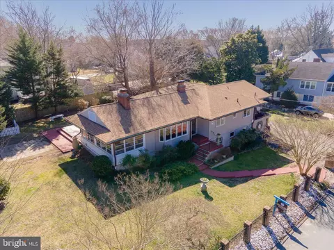 View/Area - 1652 Cliff Dr, Edgewater, MD 21037 photo 12 of 14
