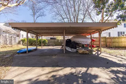 Exterior - 1652 Cliff Dr, Edgewater, MD 21037 photo 6 of 15