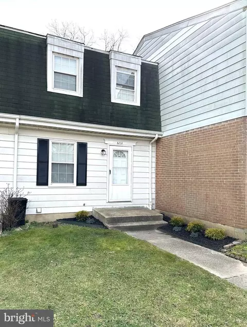 8233 Dunfield Ct, Severn, MD 21144