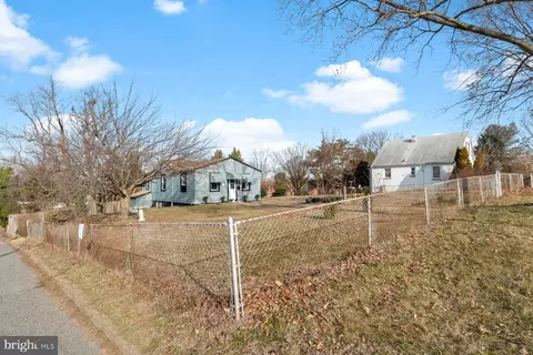 Exterior - 4104 3rd St, Brooklyn, MD 21225 photo 3 of 8