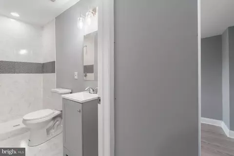 Bath - 4104 3rd St, Brooklyn, MD 21225 photo 3 of 4