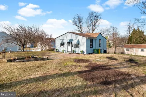 Exterior - 4104 3rd St, Brooklyn, MD 21225 photo 4 of 8