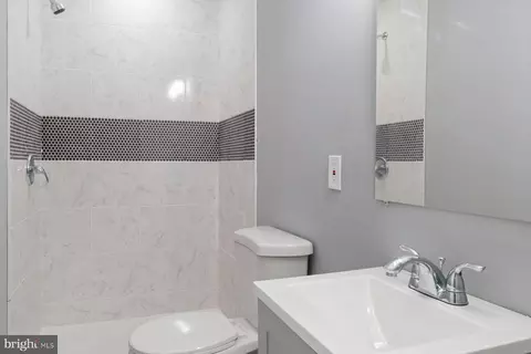 Bath - 4104 3rd St, Brooklyn, MD 21225 photo 4 of 4
