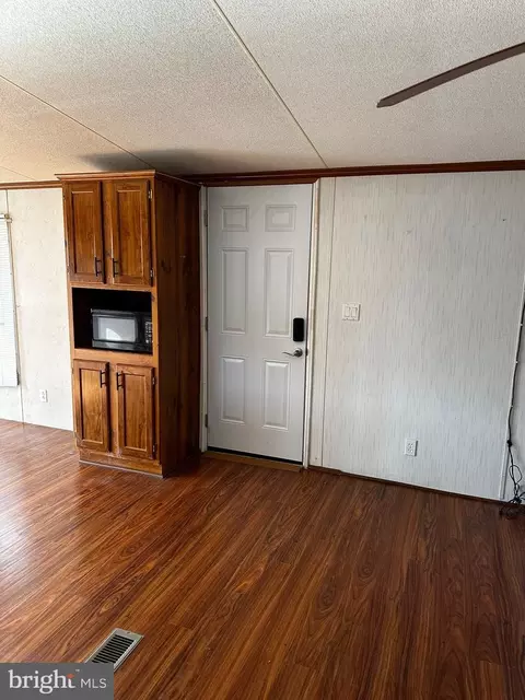 224 5th St, Lothian, MD 20711 photo 19