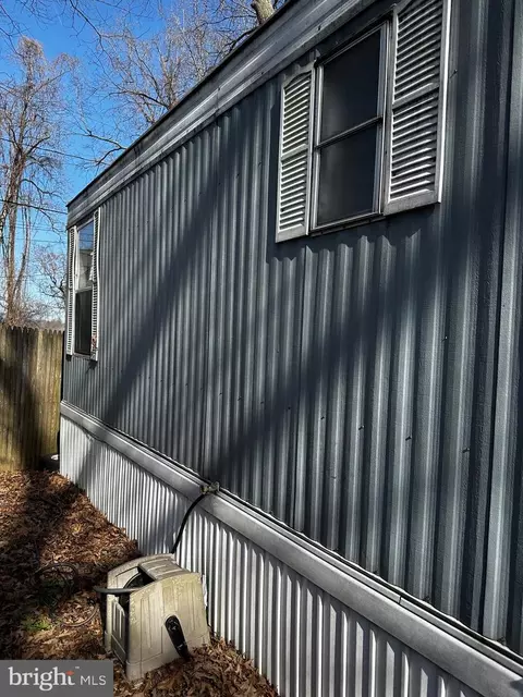 224 5th St, Lothian, MD 20711 photo 9