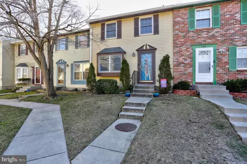 226 Chalet Cir W, Millersville, MD 21108