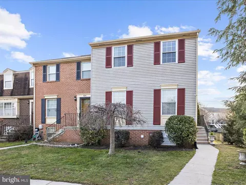 Exterior - 826 Seal Harbour, Pasadena, MD 21122 photo 3 of 15
