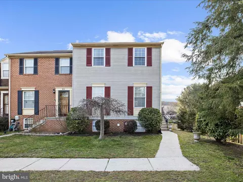 Exterior - 826 Seal Harbour, Pasadena, MD 21122 photo 2 of 15