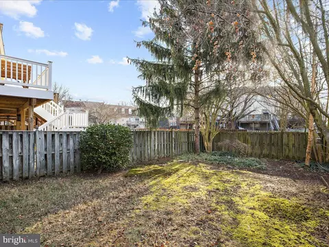 Exterior - 826 Seal Harbour, Pasadena, MD 21122 photo 7 of 15