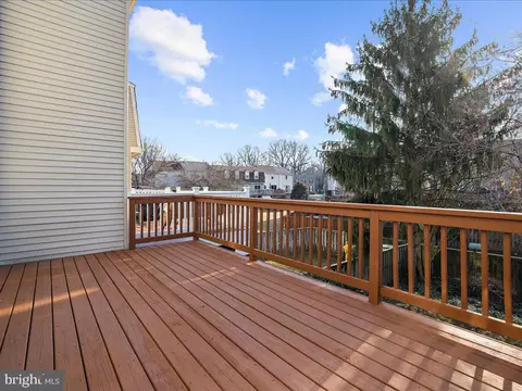 Exterior - 826 Seal Harbour, Pasadena, MD 21122 photo 6 of 15
