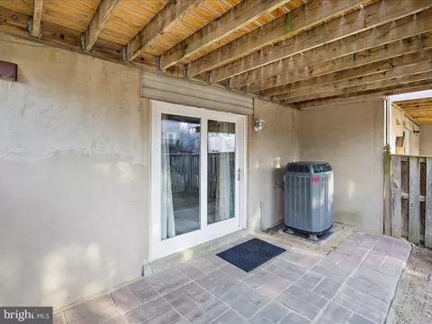 Exterior - 826 Seal Harbour, Pasadena, MD 21122 photo 4 of 15