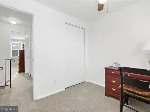 Bedroom - 826 Seal Harbour, Pasadena, MD 21122 photo 9 of 9