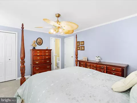Bedroom - 826 Seal Harbour, Pasadena, MD 21122 photo 4 of 9