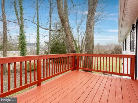 Exterior - 4108 Cove Ct, Edgewater, MD 21037 photo 2 of 5