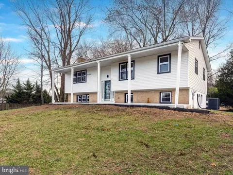 Exterior - 4108 Cove Ct, Edgewater, MD 21037 photo 5 of 5