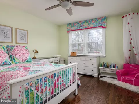 Bedroom - 397 Dutch Ship Rd, Pasadena, MD 21122 photo 5 of 9