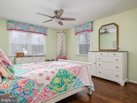 Bedroom - 397 Dutch Ship Rd, Pasadena, MD 21122 photo 4 of 9